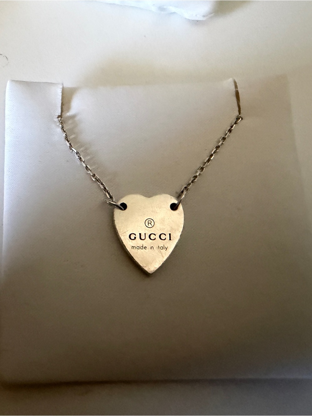 Gucci Silver Heart Logo Pendant Bracelet- Silver - Picture 3 of 4